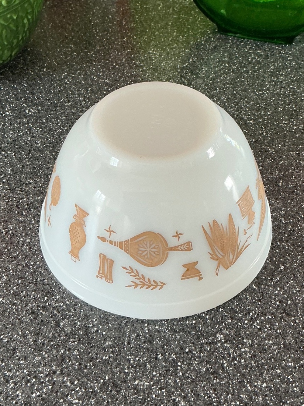 Pyrex Early American Vintage Bowl Glass #401 1 1/2 Pint - Picture 2 of 16